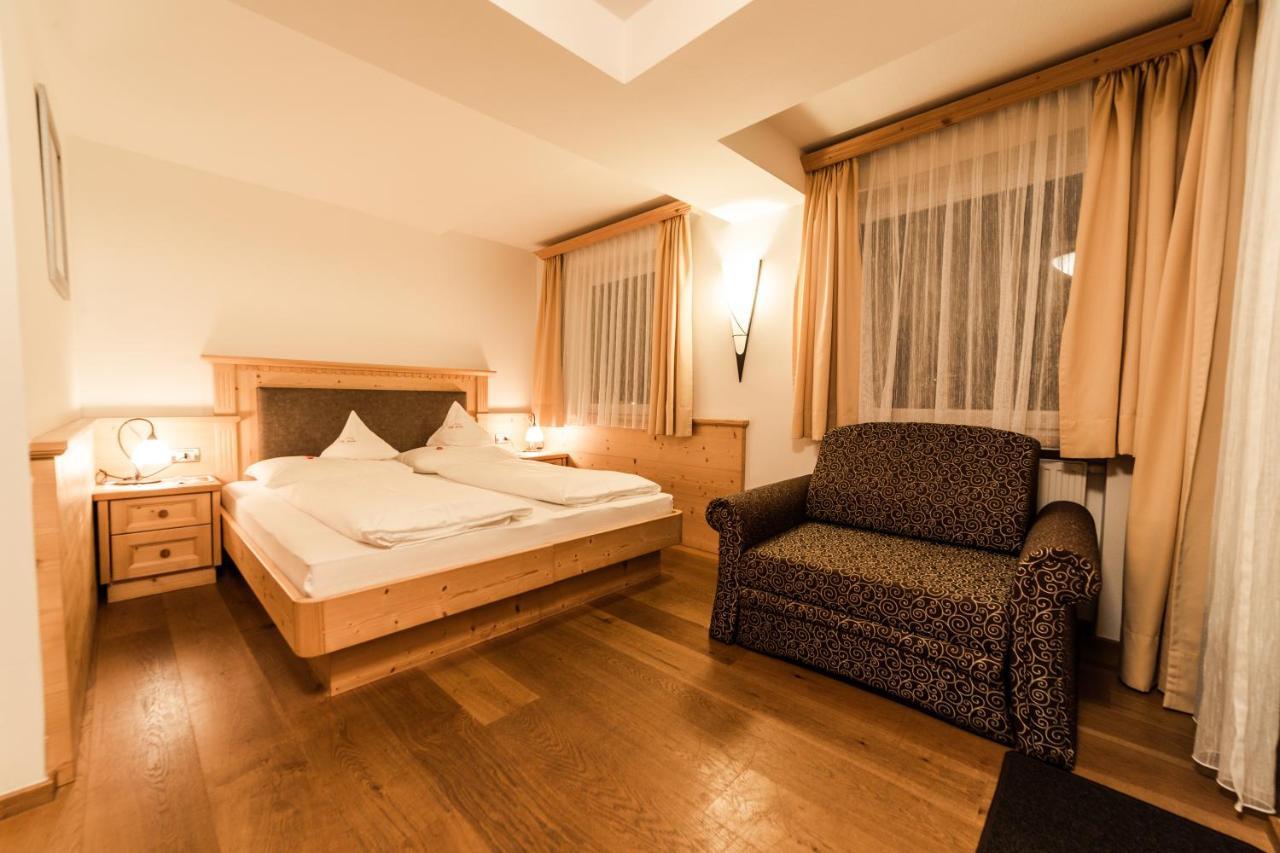 Garni Villa Erna Сельва-ді-Валь-Гардена Екстер'єр фото