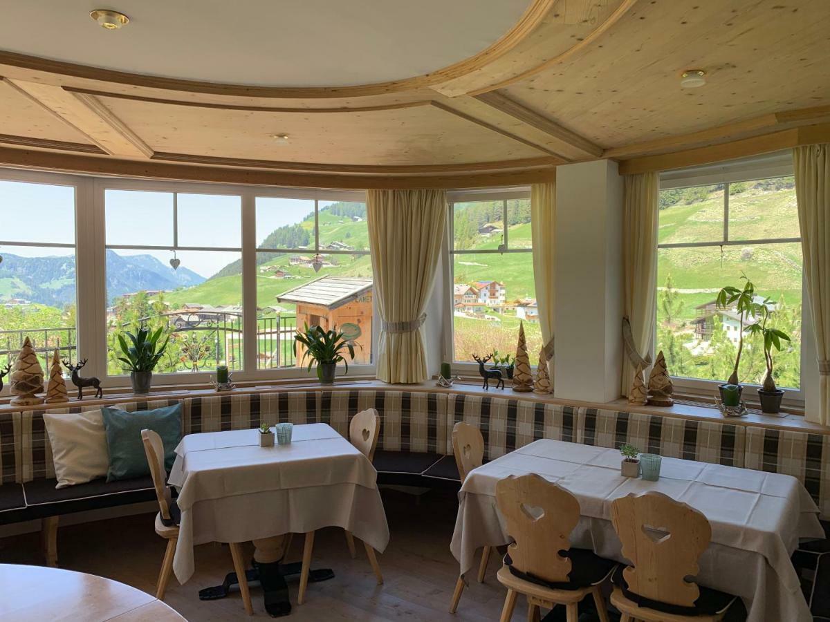 Garni Villa Erna Сельва-ді-Валь-Гардена Екстер'єр фото